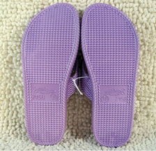 居家、情侶與浴室涼拖鞋批發的市場機遇——以7158服裝批發為例